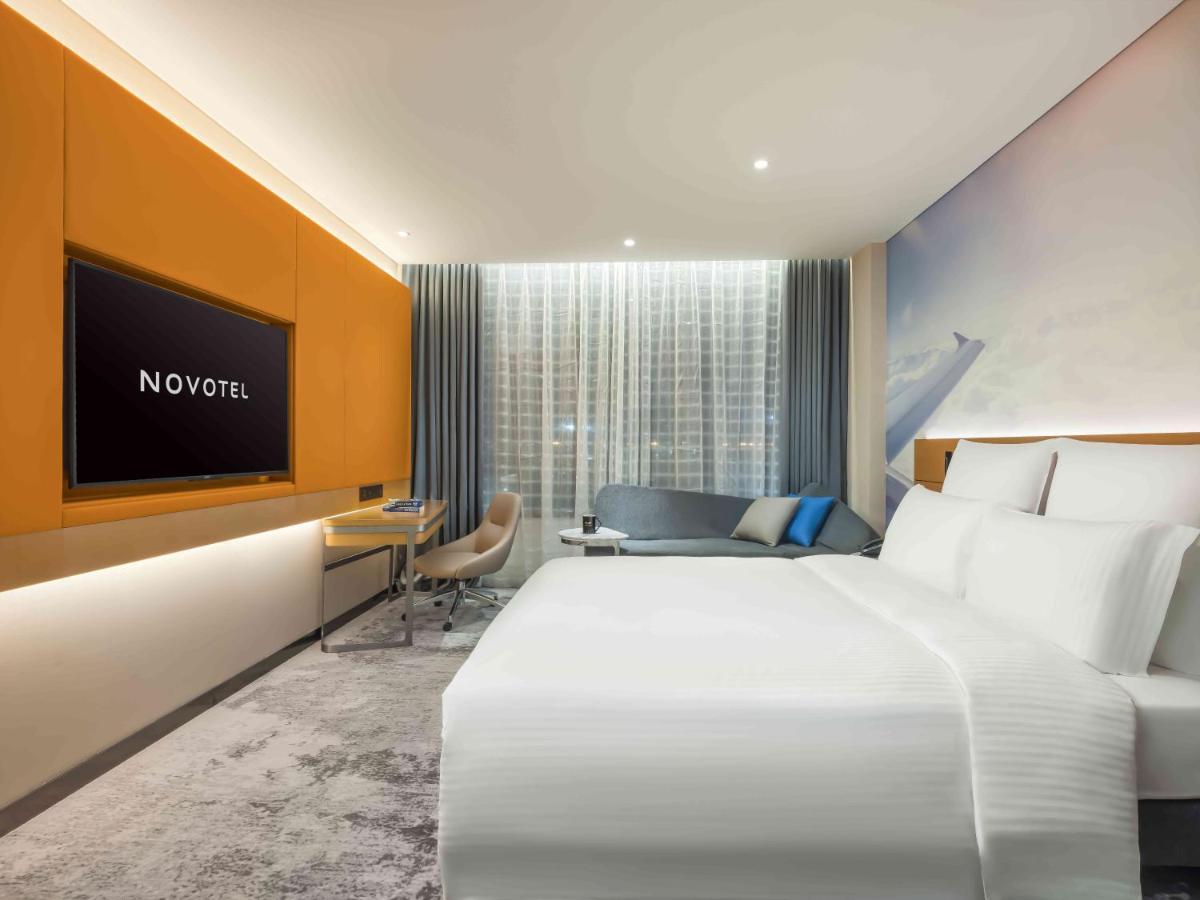 Novotel Guangzhou Baiyun Airport - Canton Fair Free Shuttle Bus & Official Registration Agency Eksteriør billede